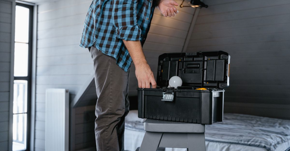 technician toolbox house entrance — Newark NJ Locksmith