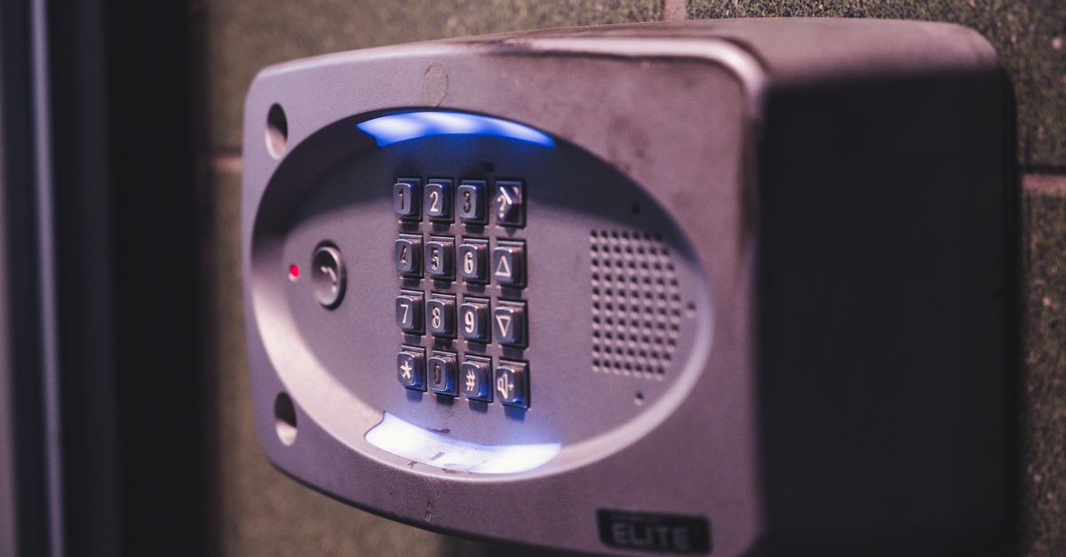 home security lock door — Newark NJ Locksmith