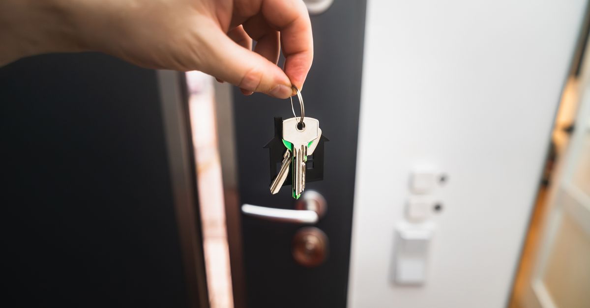 front door lock key — Newark NJ Locksmith